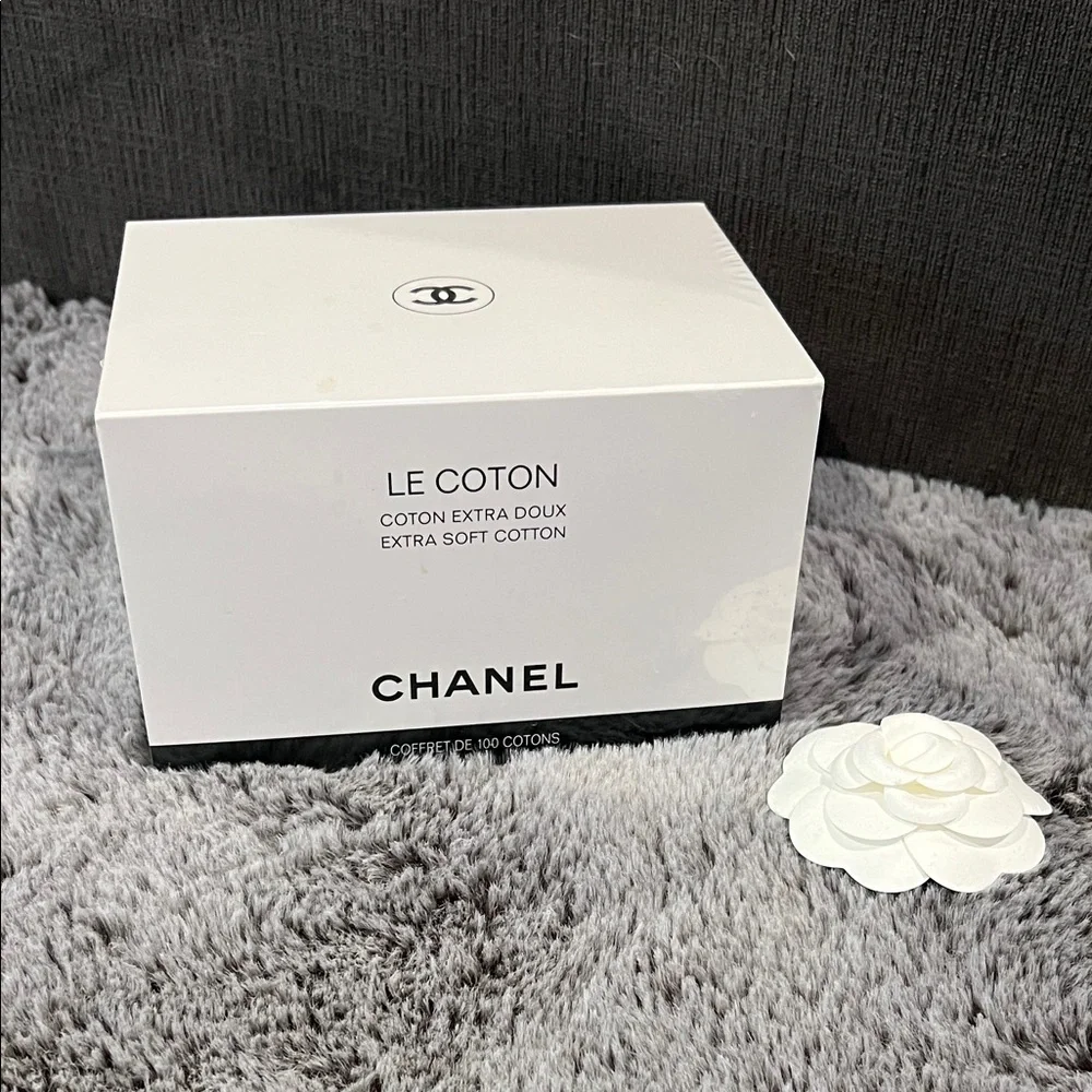 CHANEL Le Coton White Cotton Pads